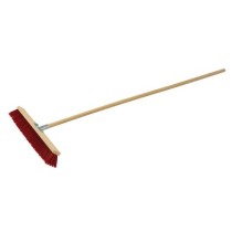Balai de piste 600 mm synthétique - Emmanché bois